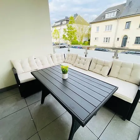Apartment Large 3 Bedrooms In Center With Terrace&parking-bon1 *